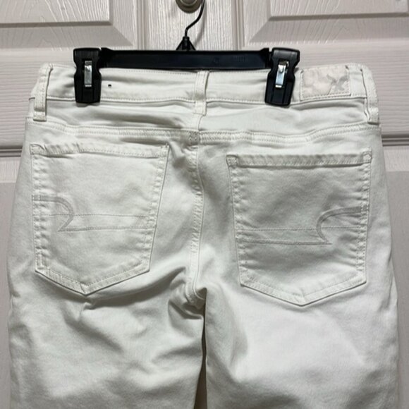 American Eagle Super Stretch Jegging Crop White Denim Jeans Size 6 - Picture 6 of 10
